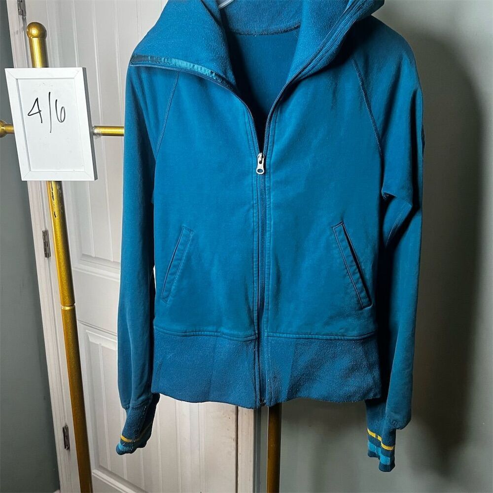Lululemon Women's Scuba Full-Zip Hoodie Blue Size M Activewear